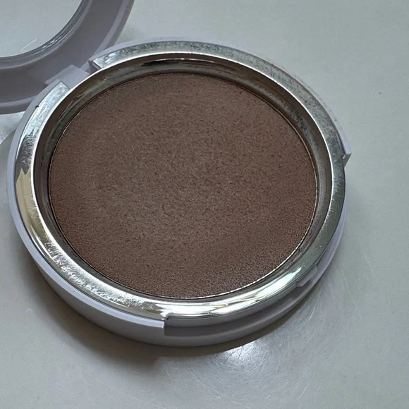 Makeup by Mario skin enhancer - Picture 4 of 4